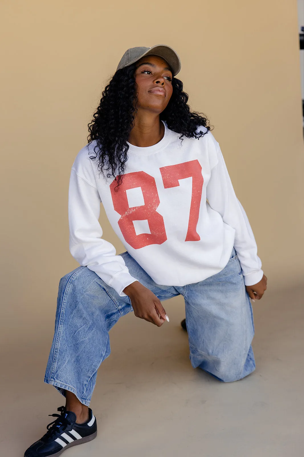 87 Oversized Sweatshirt