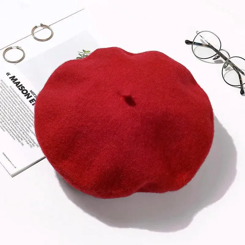 Chic French Wool Beret - A Touch of Timeless Elegance