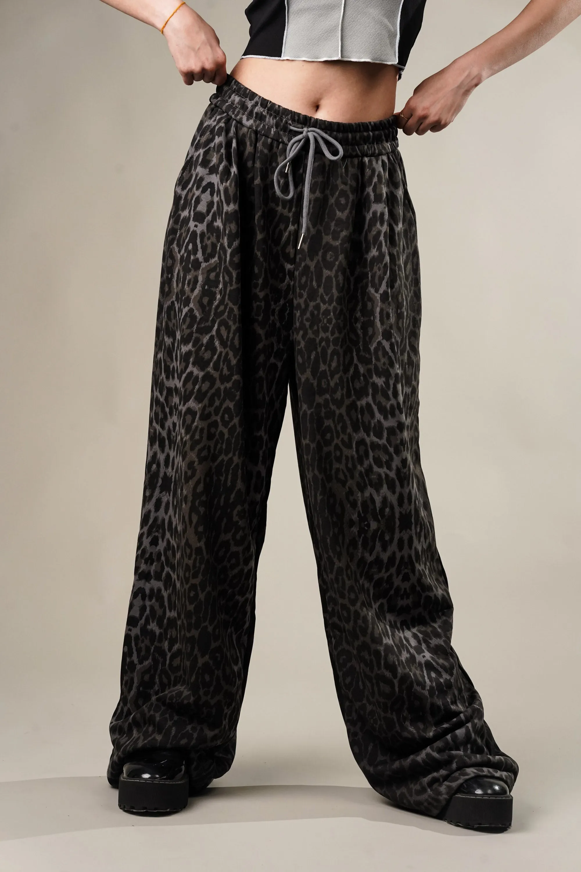 Thundercat Wide leg Sweatpants