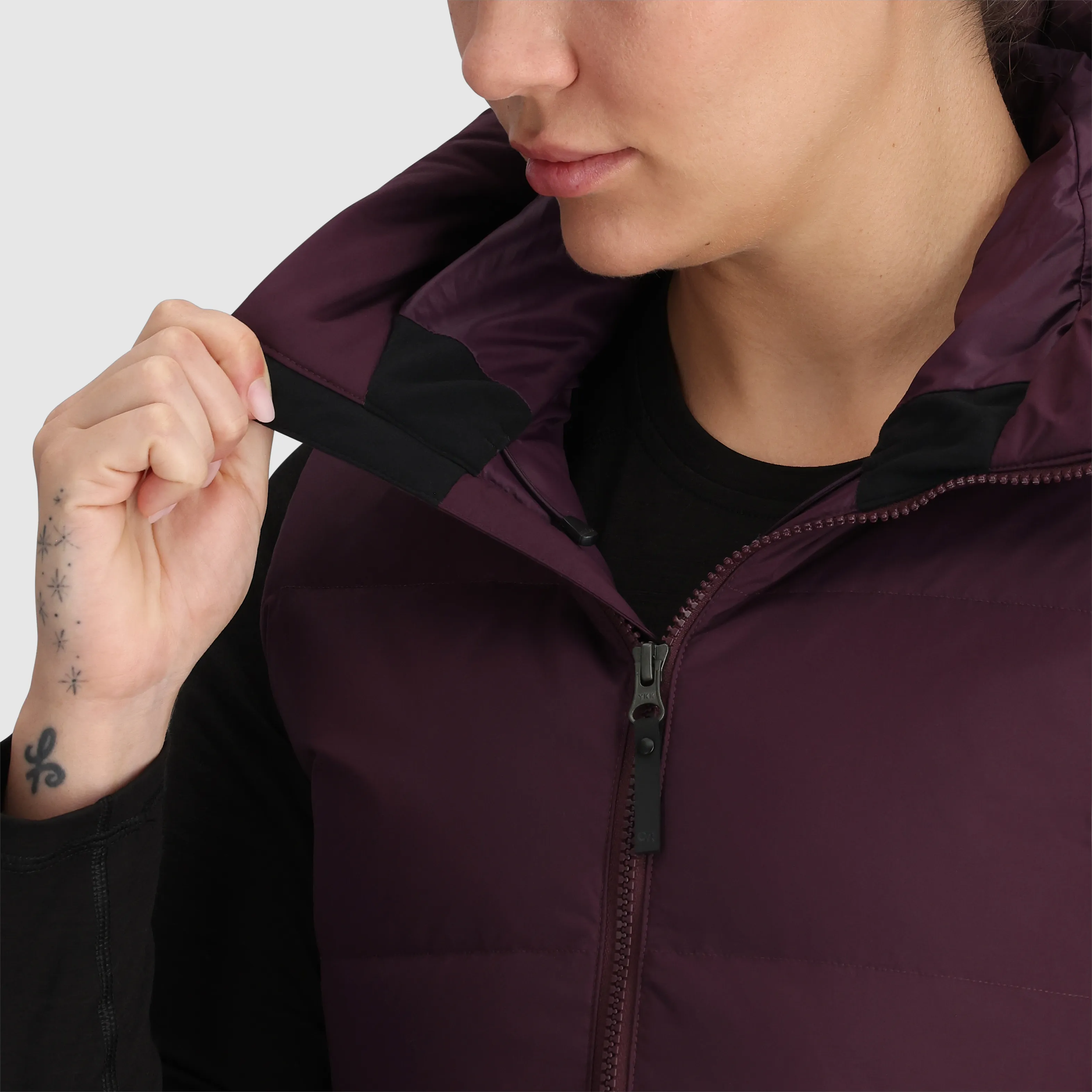 Women's Coze Hooded Down Vest